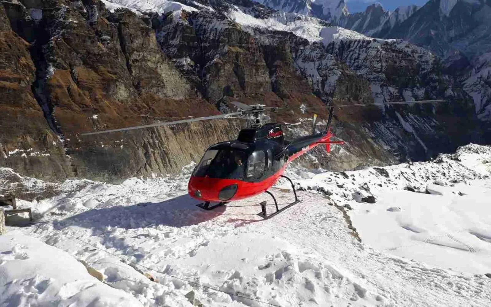 Book your Gorakshep to Kathmandu Helicopter Ticket at a Low Price by Air Dynasty