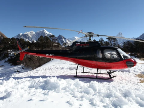 Breakfast With a View: Dining on Everest Base Camp by Helicopter