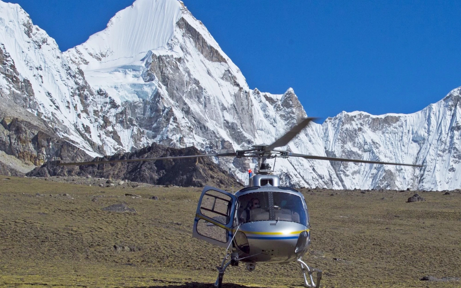 Discover the Best Season for Heli Tours in Nepal